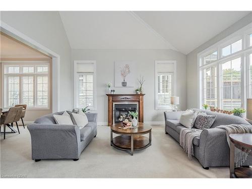 35-875 University Avenue E, Waterloo, ON - Indoor Photo Showing Living Room With Fireplace