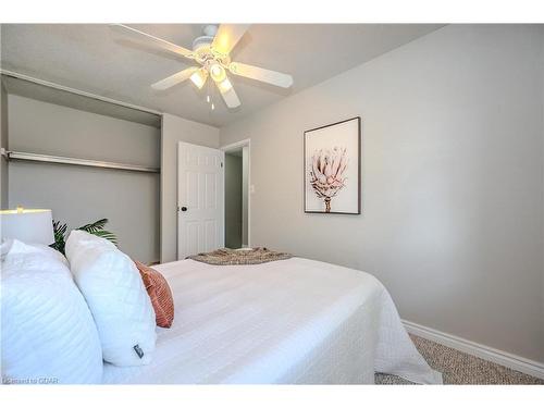 257-31 Greengate Road, Guelph, ON - Indoor Photo Showing Bedroom