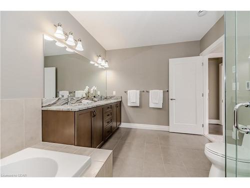 1802-160 Macdonell Street, Guelph, ON - Indoor Photo Showing Bathroom