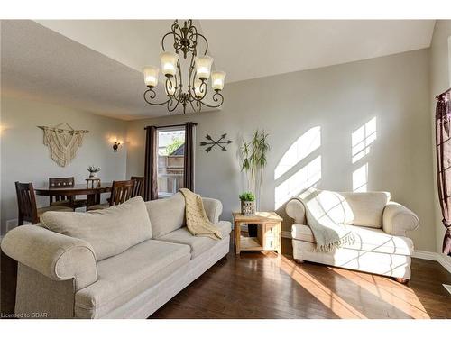 132 Schmidt Drive, Arthur, ON - Indoor Photo Showing Living Room