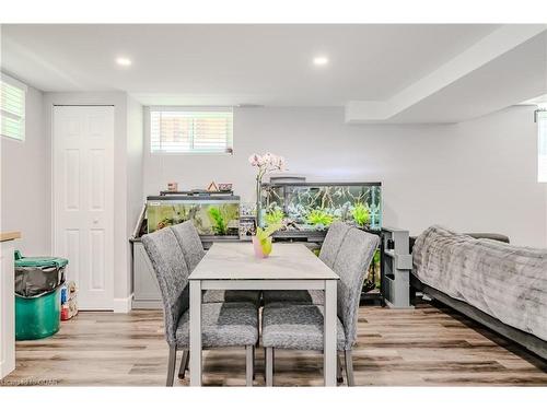 31 Sharon Avenue, Welland, ON - Indoor Photo Showing Dining Room