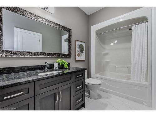 970 Reserve Avenue S, Listowel, ON - Indoor Photo Showing Bathroom