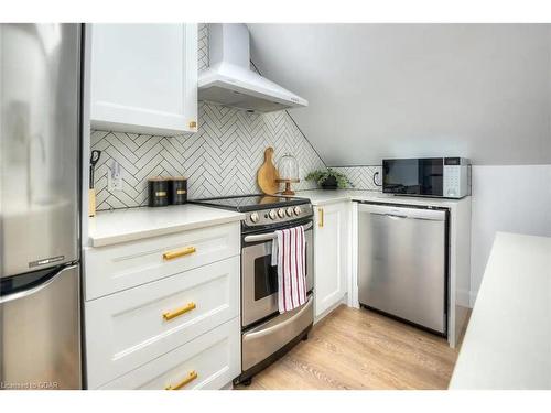 11 Mansion Street, Kitchener, ON - Indoor Photo Showing Kitchen With Stainless Steel Kitchen