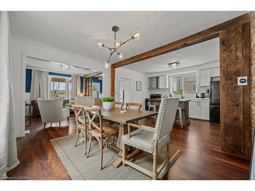 101 Charles Street E, Kitchener, ON - Indoor Photo Showing Dining Room