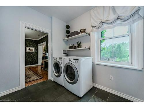 8292 Wilson Street, Guelph/Eramosa, ON - Indoor Photo Showing Laundry Room