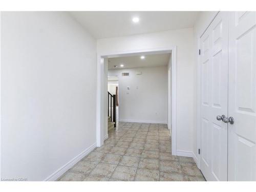 7 Goldenview Drive, Guelph, ON - Indoor Photo Showing Other Room