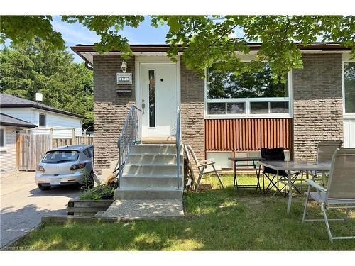 121 Conroy Crescent, Guelph, ON - Outdoor With Deck Patio Veranda