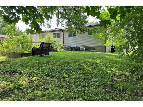 121 Conroy Crescent, Guelph, ON - Outdoor