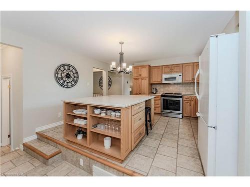 101 Rickson Avenue, Guelph, ON - Indoor Photo Showing Kitchen