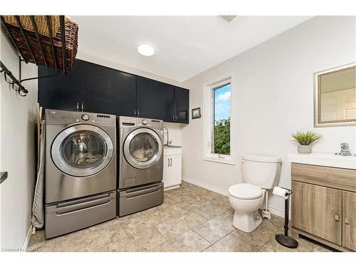 8189 Highway 124, Guelph/Eramosa, ON - Indoor Photo Showing Laundry Room