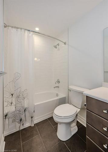 1305-150 Wellington Street E, Guelph, ON - Indoor Photo Showing Bathroom