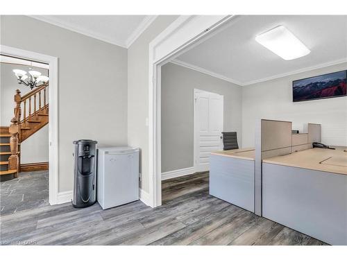 15 Charles Street E, Kitchener, ON - Indoor Photo Showing Laundry Room