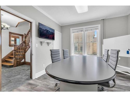 15 Charles Street E, Kitchener, ON - Indoor Photo Showing Dining Room