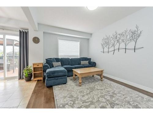 89 Law Drive, Guelph, ON - Indoor Photo Showing Living Room