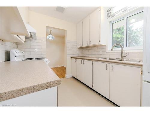 238 Cedar Street, Cambridge, ON - Indoor Photo Showing Kitchen With Double Sink