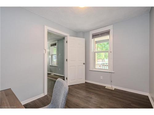 38 Huron Street, Guelph, ON - Indoor Photo Showing Other Room