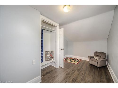 38 Huron Street, Guelph, ON - Indoor Photo Showing Other Room