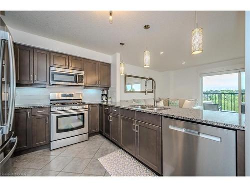 22B-146 Downey Road, Guelph, ON - Indoor Photo Showing Kitchen With Double Sink