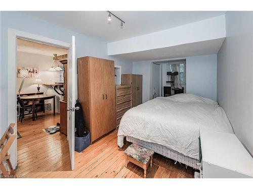 38 Huron Street, Guelph, ON - Indoor Photo Showing Bedroom