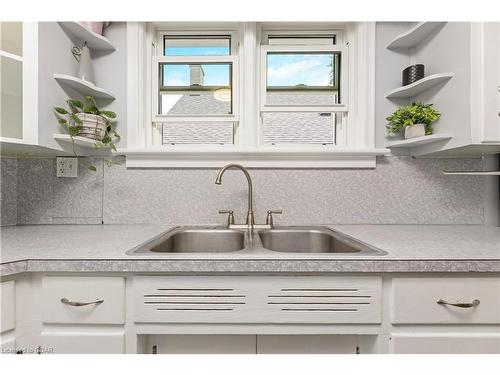 320 Mill Street, Kitchener, ON - Indoor Photo Showing Kitchen With Double Sink