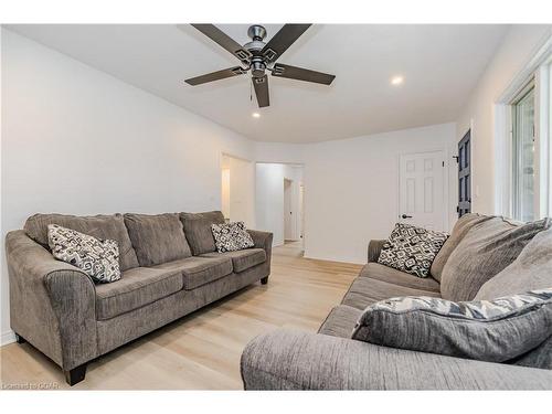 142 Renfield Street, Guelph, ON - Indoor Photo Showing Living Room