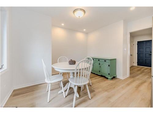 142 Renfield Street, Guelph, ON - Indoor Photo Showing Dining Room