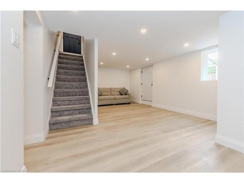 142 Renfield Street, Guelph, ON - Indoor Photo Showing Other Room