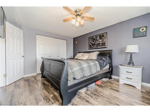 109 Hawkins Drive, Cambridge, ON - Indoor Photo Showing Bedroom