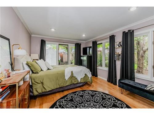 4 Canary Court, Elmira, ON - Indoor Photo Showing Bedroom