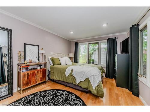 4 Canary Court, Elmira, ON - Indoor Photo Showing Bedroom