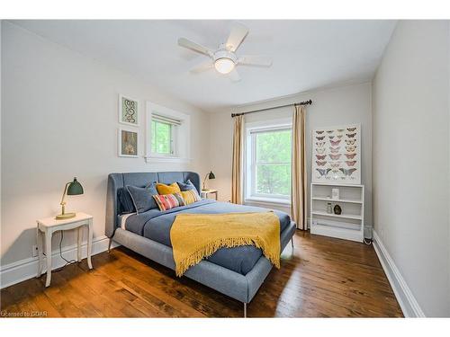 35-37 Powell Street W, Guelph, ON - Indoor Photo Showing Bedroom