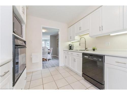 765 St. David Street South, Fergus, ON - Indoor Photo Showing Kitchen