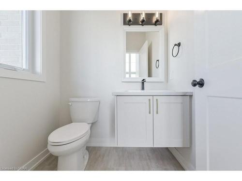 161 Jack'S Way, Mount Forest, ON - Indoor Photo Showing Bathroom