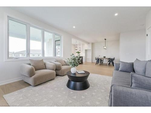 161 Jack'S Way, Mount Forest, ON - Indoor Photo Showing Living Room