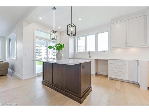 161 Jack'S Way, Mount Forest, ON - Indoor Photo Showing Kitchen With Upgraded Kitchen