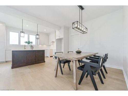 161 Jack'S Way, Mount Forest, ON - Indoor Photo Showing Dining Room