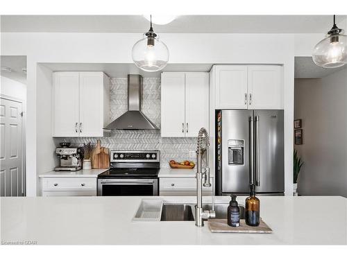 45-39 Kay Crescent Crescent, Guelph, ON - Indoor Photo Showing Kitchen With Stainless Steel Kitchen