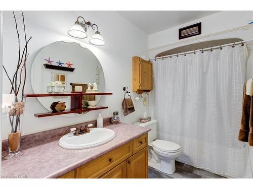 227 Carrol Street, Arthur, ON - Indoor Photo Showing Bathroom