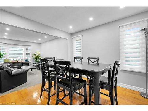 11 Tanager Drive, Guelph, ON - Indoor Photo Showing Dining Room