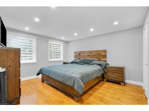 11 Tanager Drive, Guelph, ON - Indoor Photo Showing Bedroom