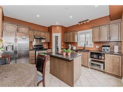 6 Westra Drive, Guelph, ON - Indoor Photo Showing Kitchen