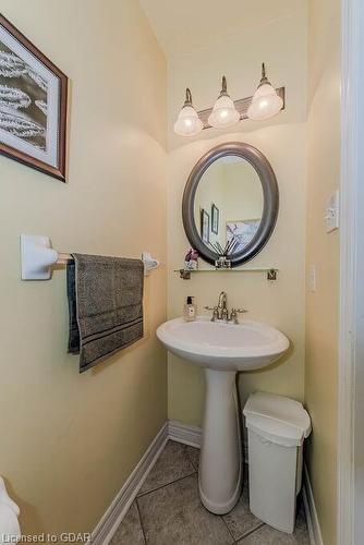 6 Westra Drive, Guelph, ON - Indoor Photo Showing Bathroom