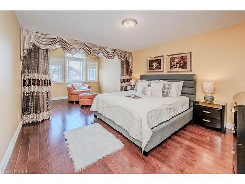 6 Westra Drive, Guelph, ON - Indoor Photo Showing Bedroom