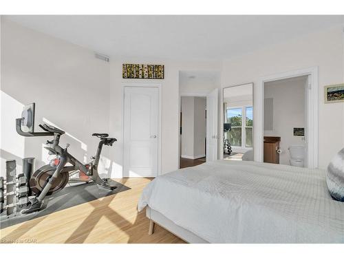 614-135 James Street S, Hamilton, ON - Indoor Photo Showing Bedroom