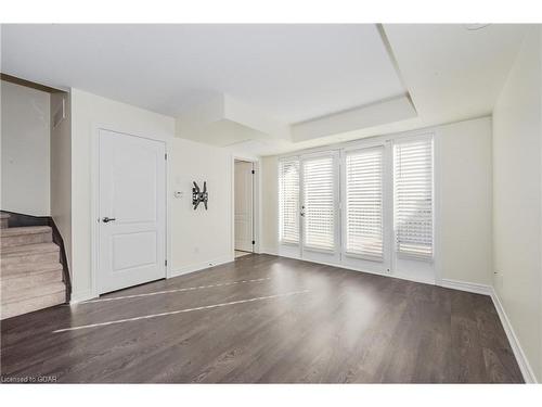 256 Law Drive, Guelph, ON - Indoor Photo Showing Other Room