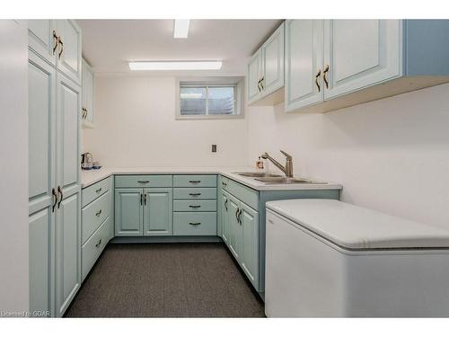 7456 Wellington Road 51 Road, Guelph, ON - Indoor Photo Showing Laundry Room