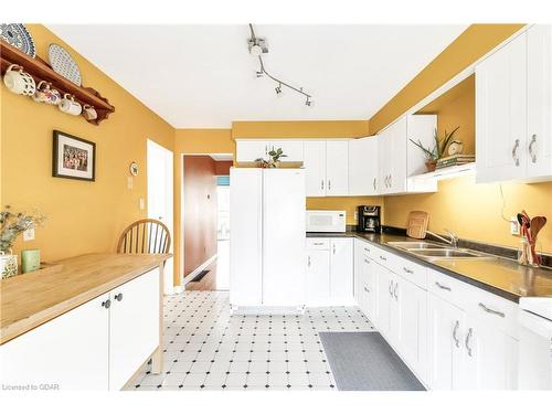 65 Dovercliffe Road, Guelph, ON - Indoor Photo Showing Kitchen With Double Sink