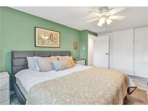 65 Dovercliffe Road, Guelph, ON - Indoor Photo Showing Bedroom