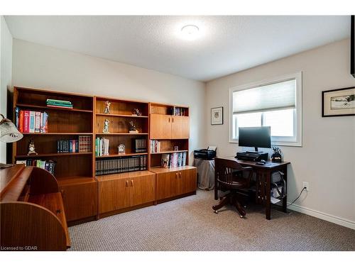 68 Roselawn Crescent, Welland, ON - Indoor Photo Showing Office