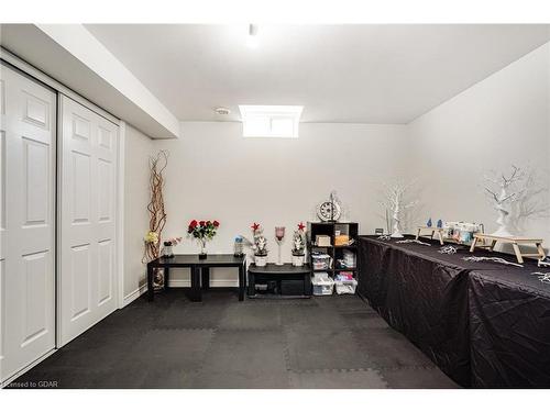 68 Roselawn Crescent, Welland, ON - Indoor Photo Showing Other Room